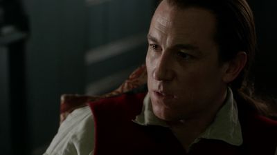 OUTLANDER_-_E1X06_THE_GARRISON_COMMANDER_2543.jpg