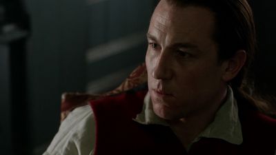 OUTLANDER_-_E1X06_THE_GARRISON_COMMANDER_2544.jpg