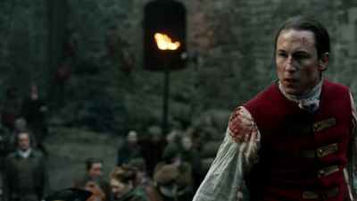 OUTLANDER_-_E1X06_THE_GARRISON_COMMANDER_2549.jpg
