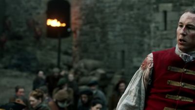 OUTLANDER_-_E1X06_THE_GARRISON_COMMANDER_2551.jpg