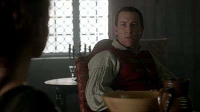 OUTLANDER_-_E1X06_THE_GARRISON_COMMANDER_2574.jpg