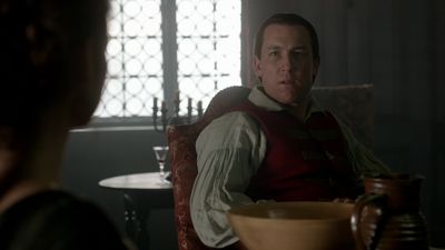 OUTLANDER_-_E1X06_THE_GARRISON_COMMANDER_2577.jpg