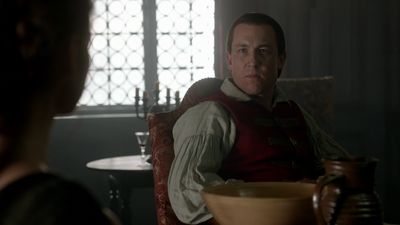 OUTLANDER_-_E1X06_THE_GARRISON_COMMANDER_2584.jpg
