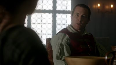 OUTLANDER_-_E1X06_THE_GARRISON_COMMANDER_2636.jpg