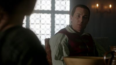 OUTLANDER_-_E1X06_THE_GARRISON_COMMANDER_2664.jpg