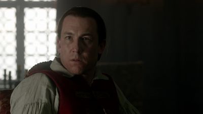 OUTLANDER_-_E1X06_THE_GARRISON_COMMANDER_2825.jpg