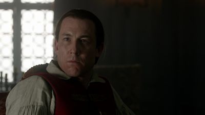 OUTLANDER_-_E1X06_THE_GARRISON_COMMANDER_2831.jpg