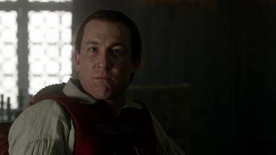 OUTLANDER_-_E1X06_THE_GARRISON_COMMANDER_2845.jpg