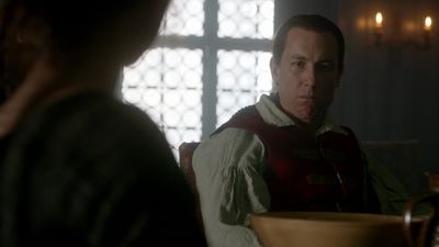 OUTLANDER_-_E1X06_THE_GARRISON_COMMANDER_2856.jpg