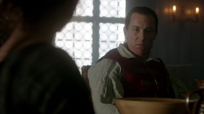 OUTLANDER_-_E1X06_THE_GARRISON_COMMANDER_2862.jpg