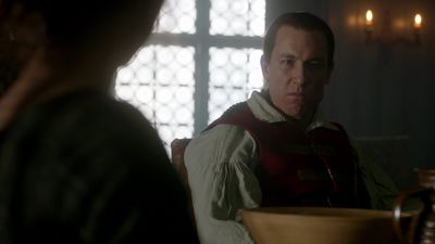 OUTLANDER_-_E1X06_THE_GARRISON_COMMANDER_2864.jpg