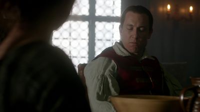 OUTLANDER_-_E1X06_THE_GARRISON_COMMANDER_2868.jpg