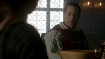 OUTLANDER_-_E1X06_THE_GARRISON_COMMANDER_2886.jpg