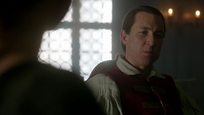 OUTLANDER_-_E1X06_THE_GARRISON_COMMANDER_2911.jpg