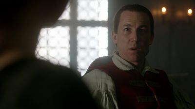 OUTLANDER_-_E1X06_THE_GARRISON_COMMANDER_2937.jpg