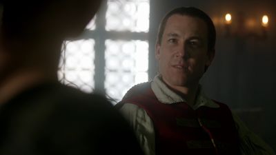 OUTLANDER_-_E1X06_THE_GARRISON_COMMANDER_2960.jpg