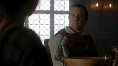 OUTLANDER_-_E1X06_THE_GARRISON_COMMANDER_2987.jpg