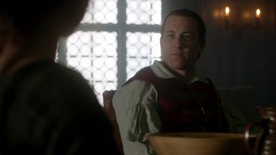 OUTLANDER_-_E1X06_THE_GARRISON_COMMANDER_2989.jpg