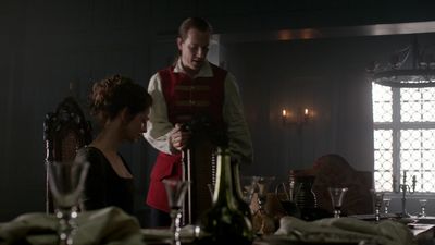 OUTLANDER_-_E1X06_THE_GARRISON_COMMANDER_3012.jpg