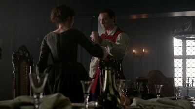 OUTLANDER_-_E1X06_THE_GARRISON_COMMANDER_3026.jpg