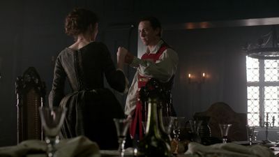 OUTLANDER_-_E1X06_THE_GARRISON_COMMANDER_3027.jpg