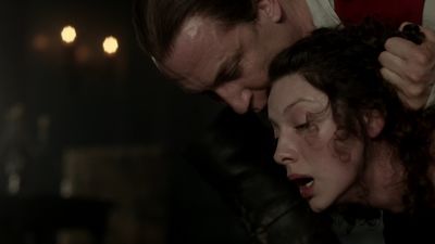 OUTLANDER_-_E1X06_THE_GARRISON_COMMANDER_3054.jpg