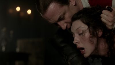 OUTLANDER_-_E1X06_THE_GARRISON_COMMANDER_3055.jpg