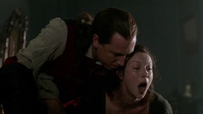 OUTLANDER_-_E1X06_THE_GARRISON_COMMANDER_3059.jpg