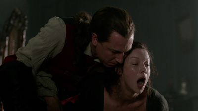 OUTLANDER_-_E1X06_THE_GARRISON_COMMANDER_3060.jpg