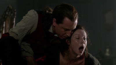 OUTLANDER_-_E1X06_THE_GARRISON_COMMANDER_3064.jpg