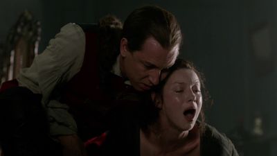 OUTLANDER_-_E1X06_THE_GARRISON_COMMANDER_3072.jpg