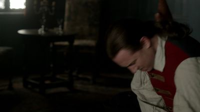 OUTLANDER_-_E1X06_THE_GARRISON_COMMANDER_3090.jpg