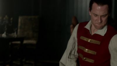 OUTLANDER_-_E1X06_THE_GARRISON_COMMANDER_3092.jpg