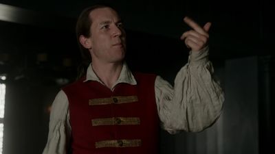 OUTLANDER_-_E1X06_THE_GARRISON_COMMANDER_3105.jpg