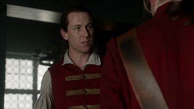 OUTLANDER_-_E1X06_THE_GARRISON_COMMANDER_3125.jpg