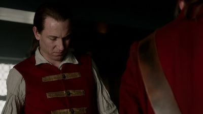 OUTLANDER_-_E1X06_THE_GARRISON_COMMANDER_3149.jpg