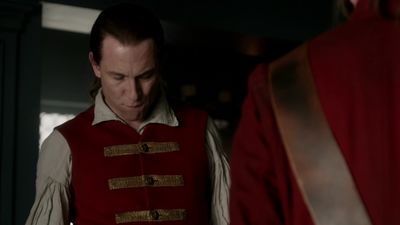 OUTLANDER_-_E1X06_THE_GARRISON_COMMANDER_3158.jpg