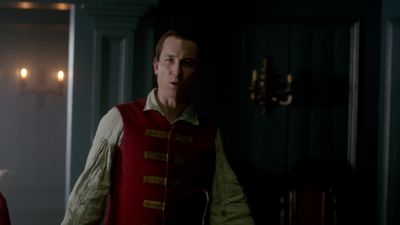 OUTLANDER_-_E1X06_THE_GARRISON_COMMANDER_3161.jpg