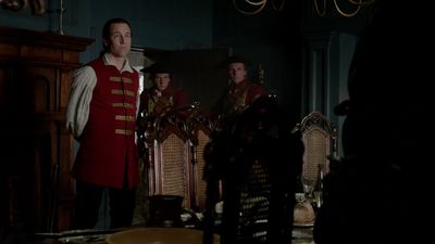 OUTLANDER_-_E1X06_THE_GARRISON_COMMANDER_3175.jpg
