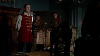 OUTLANDER_-_E1X06_THE_GARRISON_COMMANDER_3183.jpg
