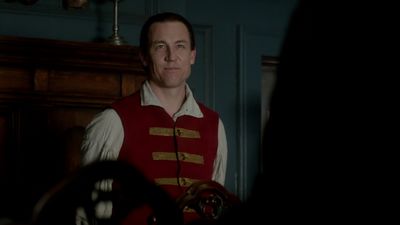 OUTLANDER_-_E1X06_THE_GARRISON_COMMANDER_3209.jpg