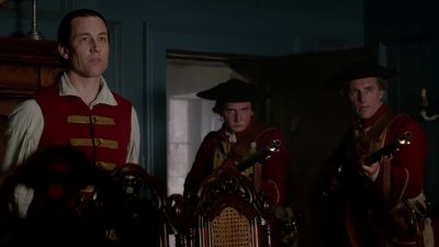 OUTLANDER_-_E1X06_THE_GARRISON_COMMANDER_3228.jpg