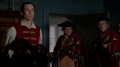 OUTLANDER_-_E1X06_THE_GARRISON_COMMANDER_3244.jpg