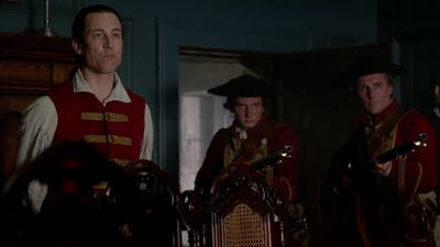 OUTLANDER_-_E1X06_THE_GARRISON_COMMANDER_3246.jpg