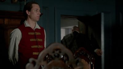 OUTLANDER_-_E1X06_THE_GARRISON_COMMANDER_3277.jpg