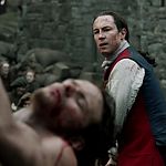 OUTLANDER_-_E1X06_THE_GARRISON_COMMANDER_2500.jpg
