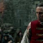 OUTLANDER_-_E1X06_THE_GARRISON_COMMANDER_2553.jpg