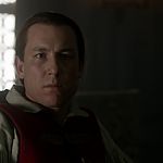 OUTLANDER_-_E1X06_THE_GARRISON_COMMANDER_2799.jpg