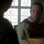 OUTLANDER_-_E1X06_THE_GARRISON_COMMANDER_2866.jpg