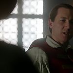 OUTLANDER_-_E1X06_THE_GARRISON_COMMANDER_2912.jpg